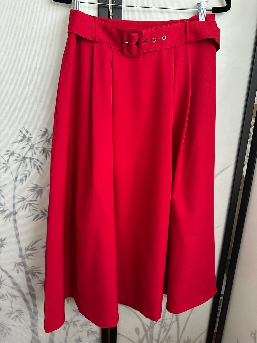 Alexia Admor Vibrant Red A-Line Skirt with Belt